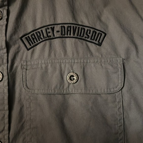 Harley Davidson Embroidered Shirt - Picture 5 of 6
